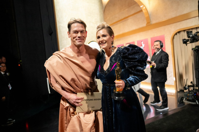 John Cena a apărut gol pe scena de la Gala Oscarurilor. Presa internațională: „A folosit un truc deștept” – FOTO