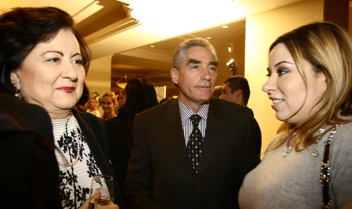 Mitică Dragomir îl desființează pe Petre Roman, după ce a lipsit de la înmormântarea Mioarei Roman