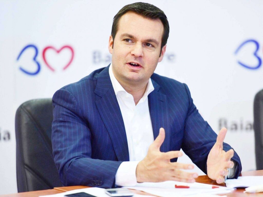 Primarul fugar Cătălin Cherecheș, condamnat la 5 ani de închisoare, primește o reducere a pedepsei