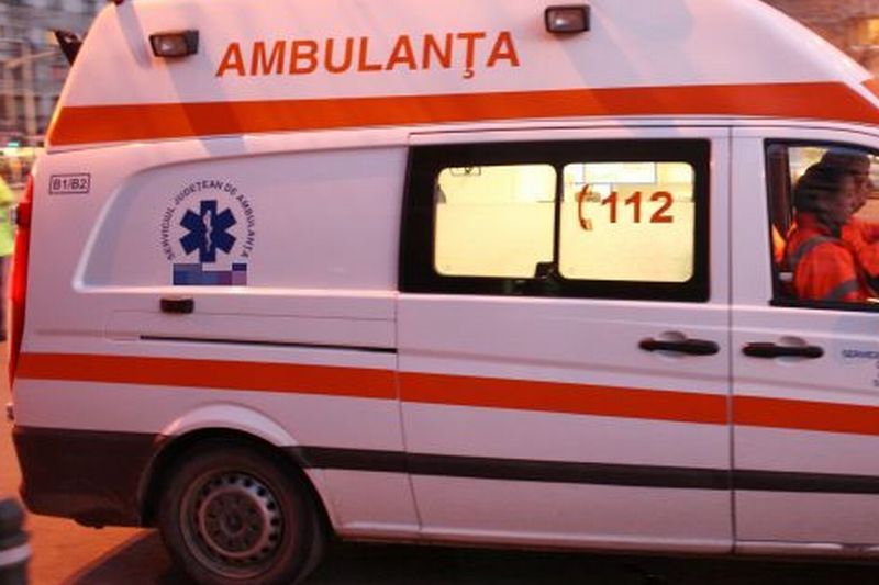 Fetiţa care a căzut, aseară, într-un lac este în stare gravă! Medicii sunt rezervați privind șansele sale de supraviețuire