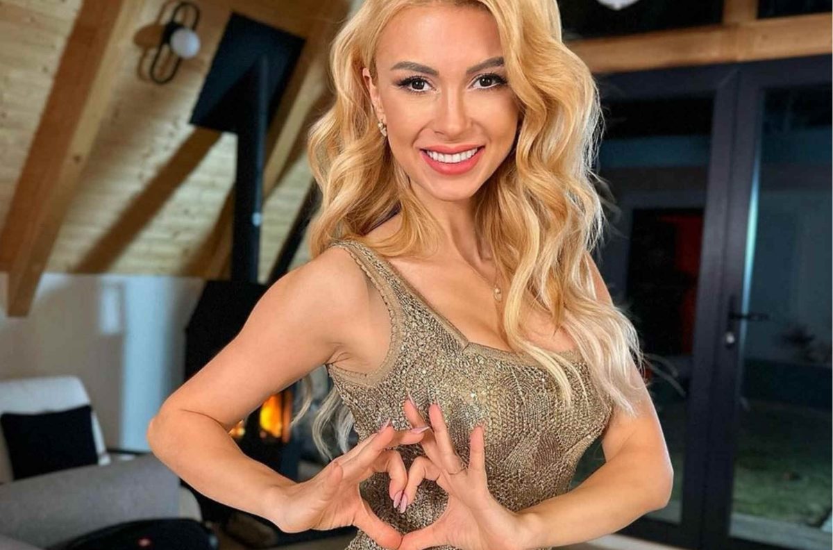 Motivul pentru care Andreea Bălan a refuzat să apară dezbrăcată în Playboy. Câți bani i s-au oferit