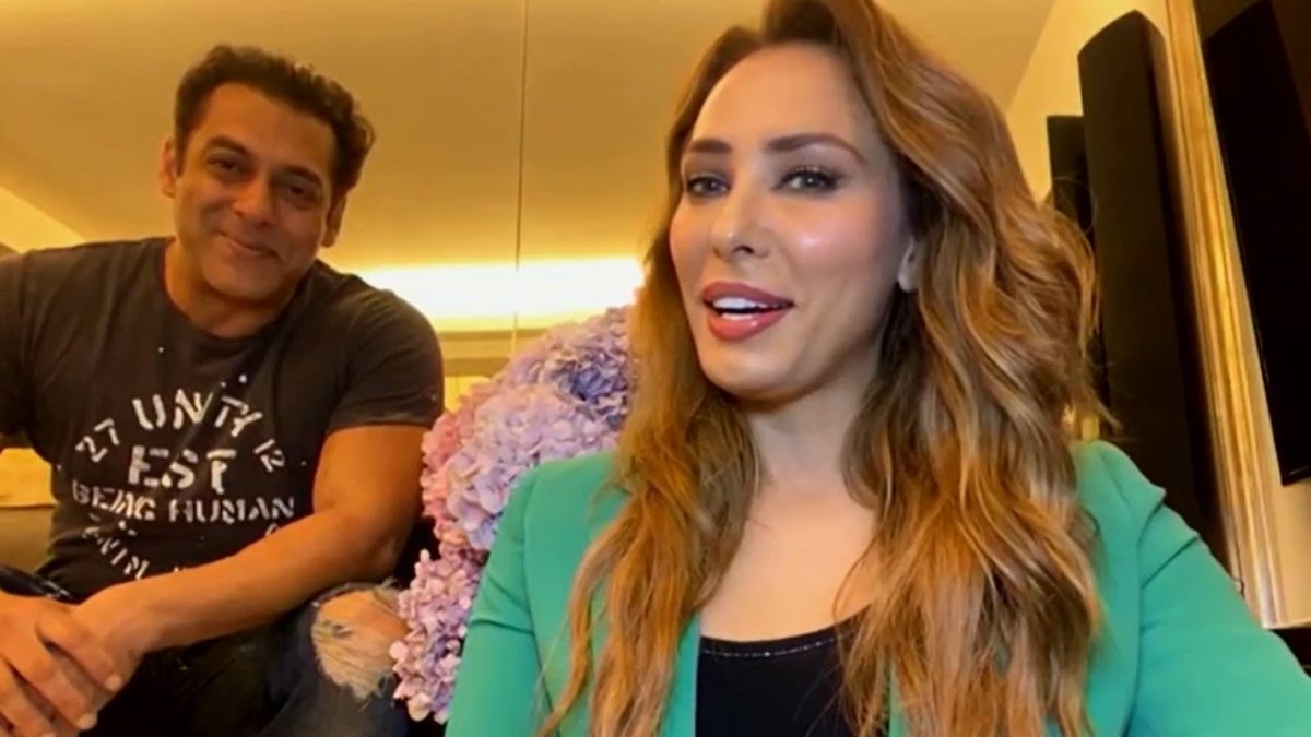 Cum îi este, de fapt, Iuliei Vântur să trăiască alături de Salman Khan. A recunoscut asta abia după mai bine de 10 ani de relație