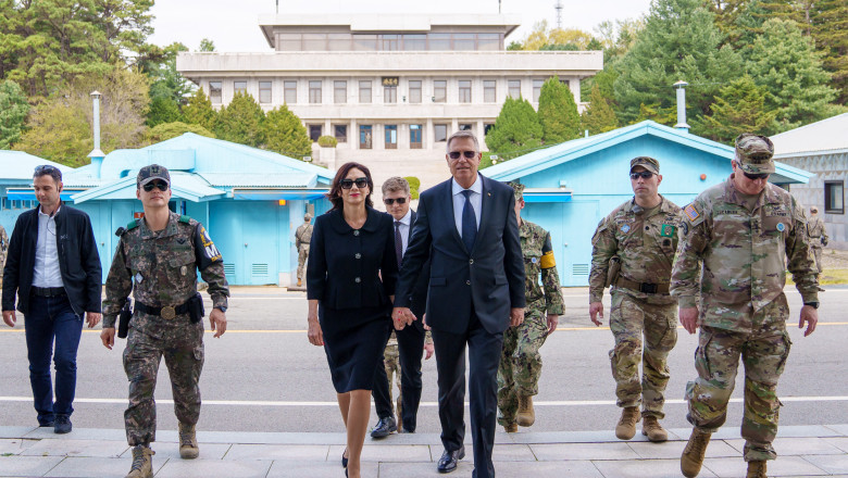 O nouă gafă făcută de Carmen Iohannis! Totul a fost surprins de fotografi! – FOTO