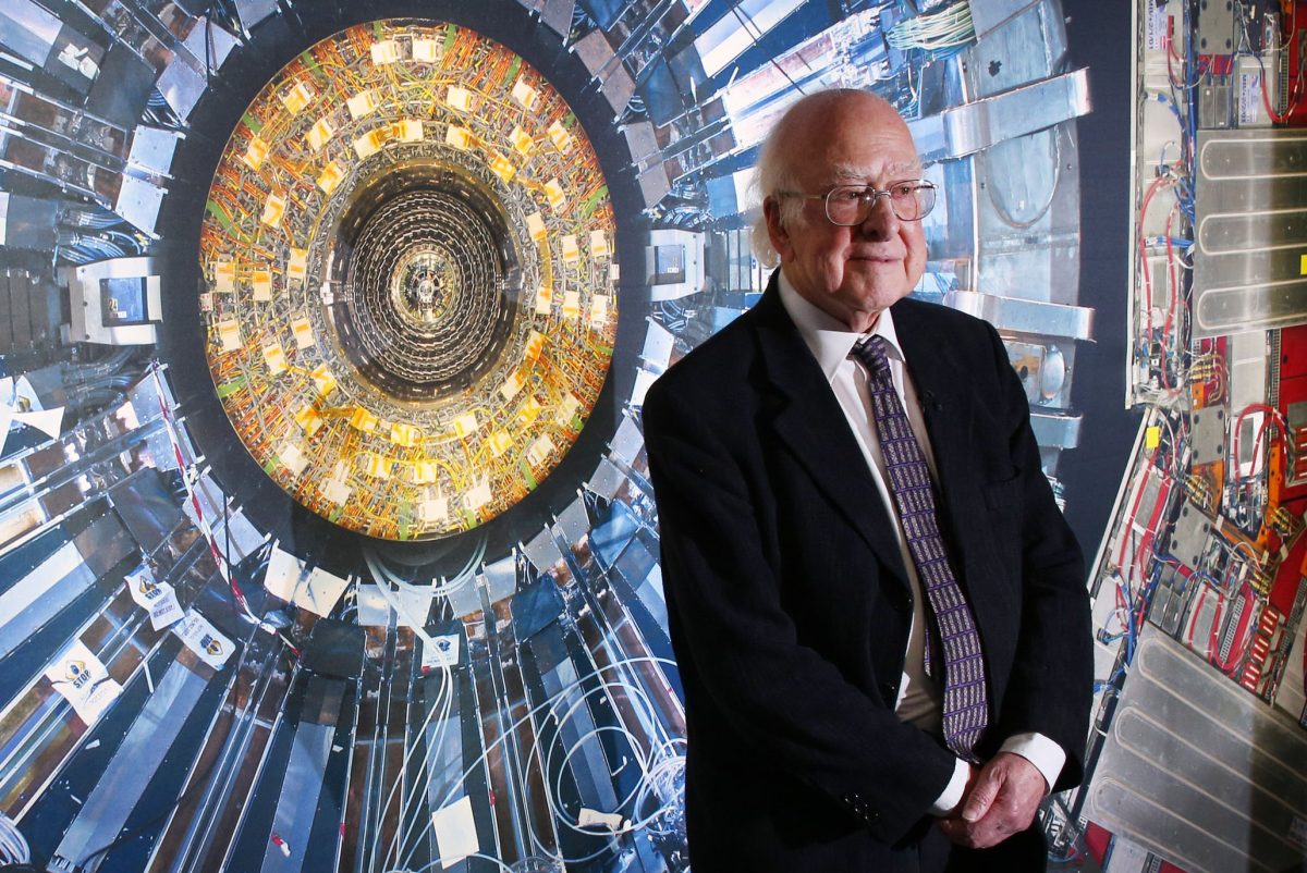 Fizicianul britanic Peter Higgs, laureat al Premiului Nobel care a prezis „particula lui Dumnezeu”, a murit