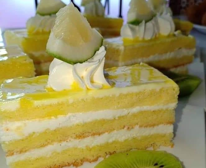 Prăjitura Lămâița – un deliciu culinar pentru orice sezon