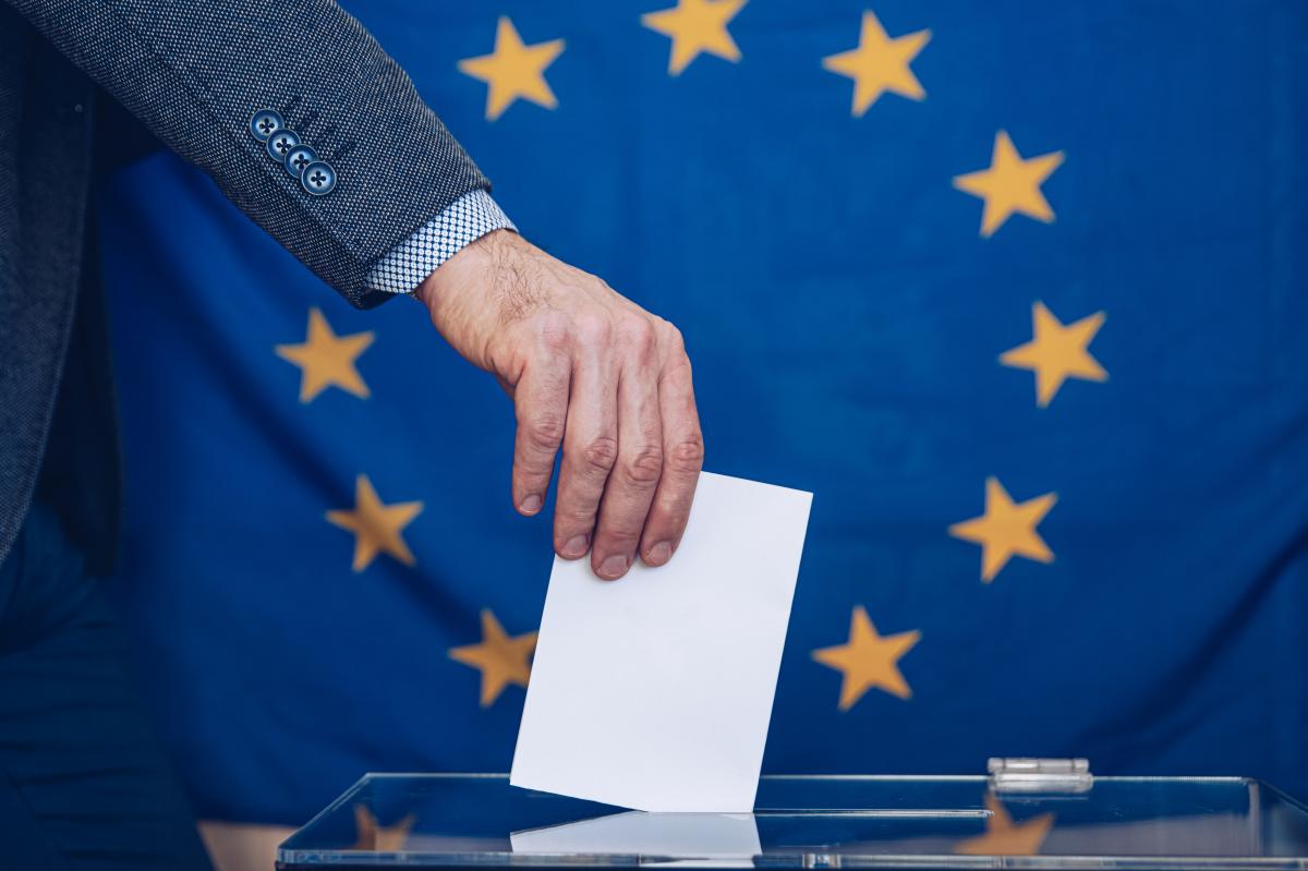 Listele de candidaţi pentru Europarlamentare aduc şi surprize. Cine sunt cei şapte candidați independenți