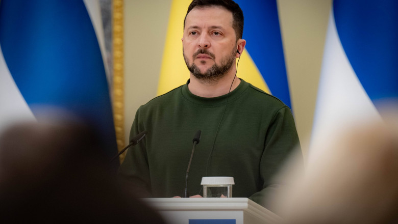 Volodimir Zelenski, vizită fulger în România! Președintele ucrainean a aterizat la Suceava