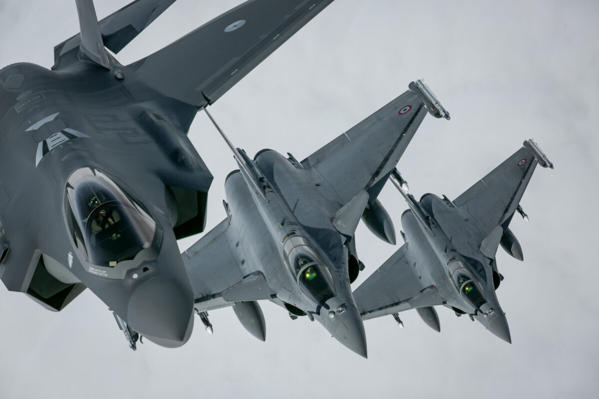Rusia, avertisment la adresa NATO în legătură cu sosirea avionelor F-16 în Ucraina