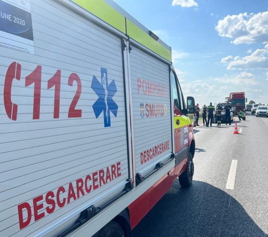 Accident cu cinci autoturisme în comuna Pătrăuți, județul Suceava – FOTO