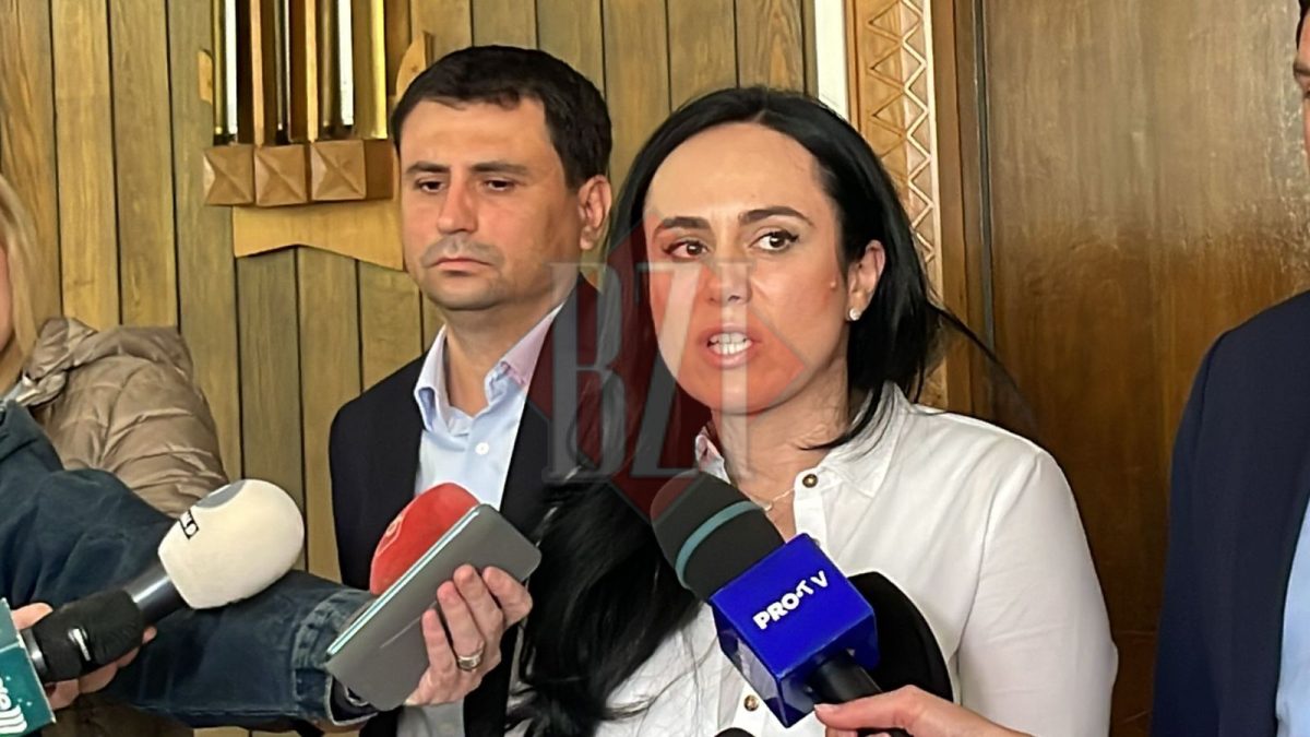 Anunț important pentru românii angajați și pensionari, făcut de Ministrul Muncii. Salariul minim pe economie va fi mărit, iar pensiile vor fi recalculate – FOTO, VIDEO