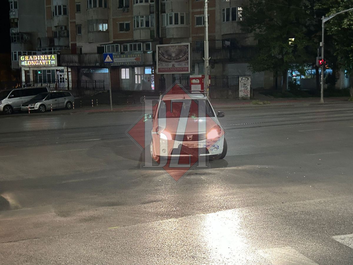 Accident rutier în zona Belvedere din municipiul Iași! Coliziune între o motocicletă și un autoturism – FOTO