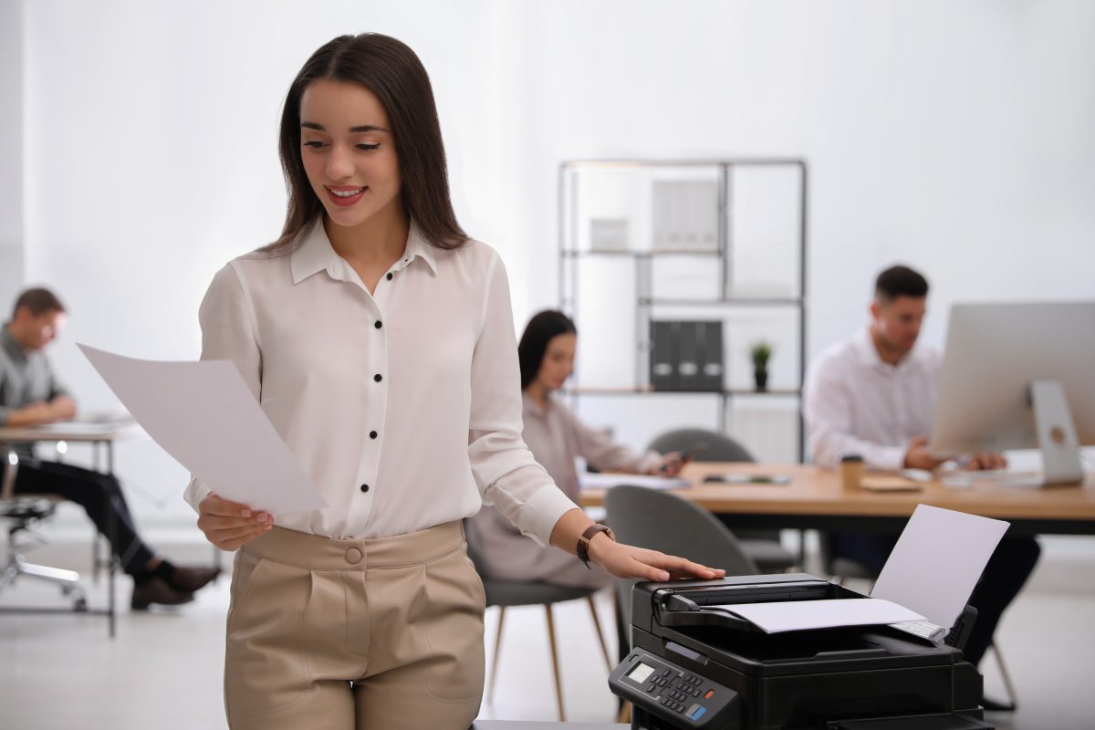 Consumabile pentru imprimante – de unde să cumperi tonere și cartușe eficiente?