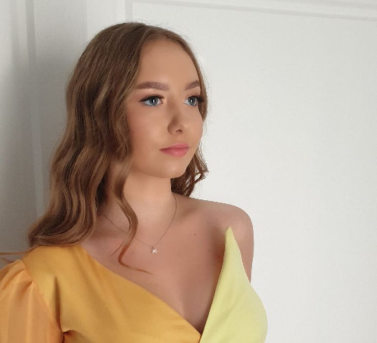 Ce se întâmplă cu Alexia, fata cu brațele replantate, la mai bine de un an de la accidentul care i-a dat viața peste cap: „Lunar face câte o operație la brațul stâng, oasele încă nu s-au prins”
