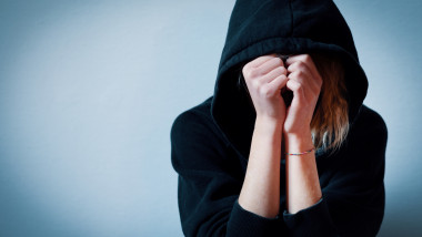 Un copil în vârstă de 8 ani este cel mai tânăr consumator de droguri din România