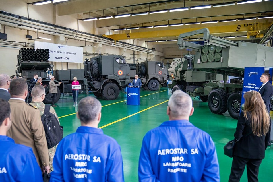 Centrul de Mentenanţă HIMARS, inaugurat la Bacău. Ucraina își va putea trimite aici lansatoarele de rachete pentru a fi reparate