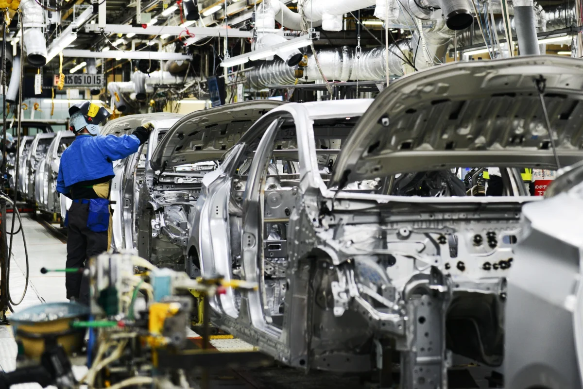 Se fac concedieri masive în industria auto! Care este motivul