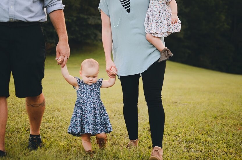 Important de știut pentru viitorii părinți! Diferența dintre concediul parental și concediul paternal