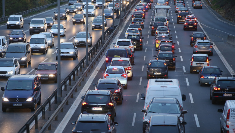 S-a dat lege pentru toți conducătorii auto! Iată regula care trebuie respectată pe autostradă