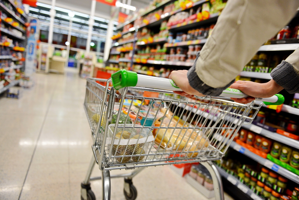 O nouă ordonanță de plafonare a prețurilor. Ministrul Agriculturii: „Vor fi incluse toate alimentele produse în România”