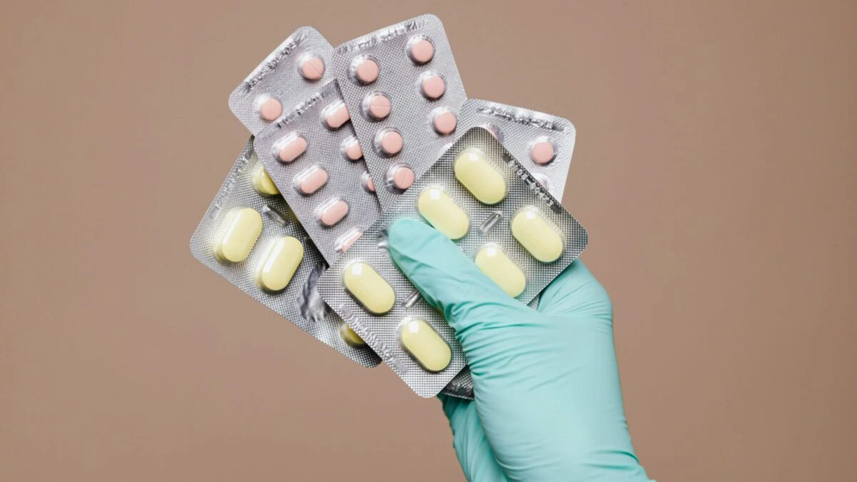 O nouă lege pentru românii care cumpără medicamente. Iată ce trebuie să facă toți cetățenii