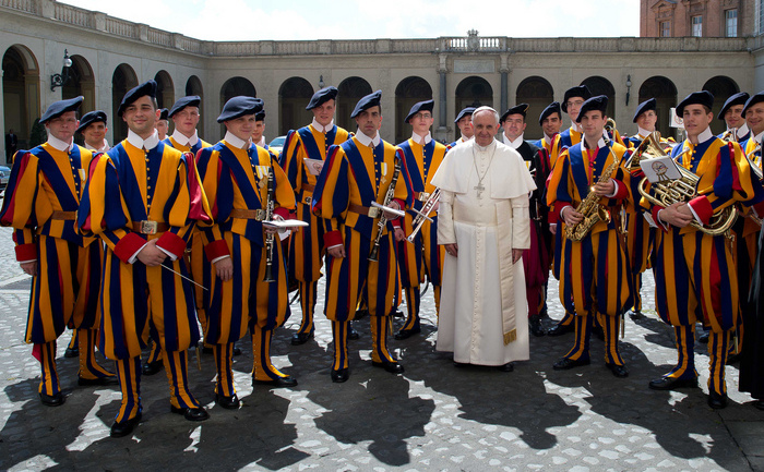 Grevă la Vatican. Angajații de la pază se plâng de condițiile de muncă