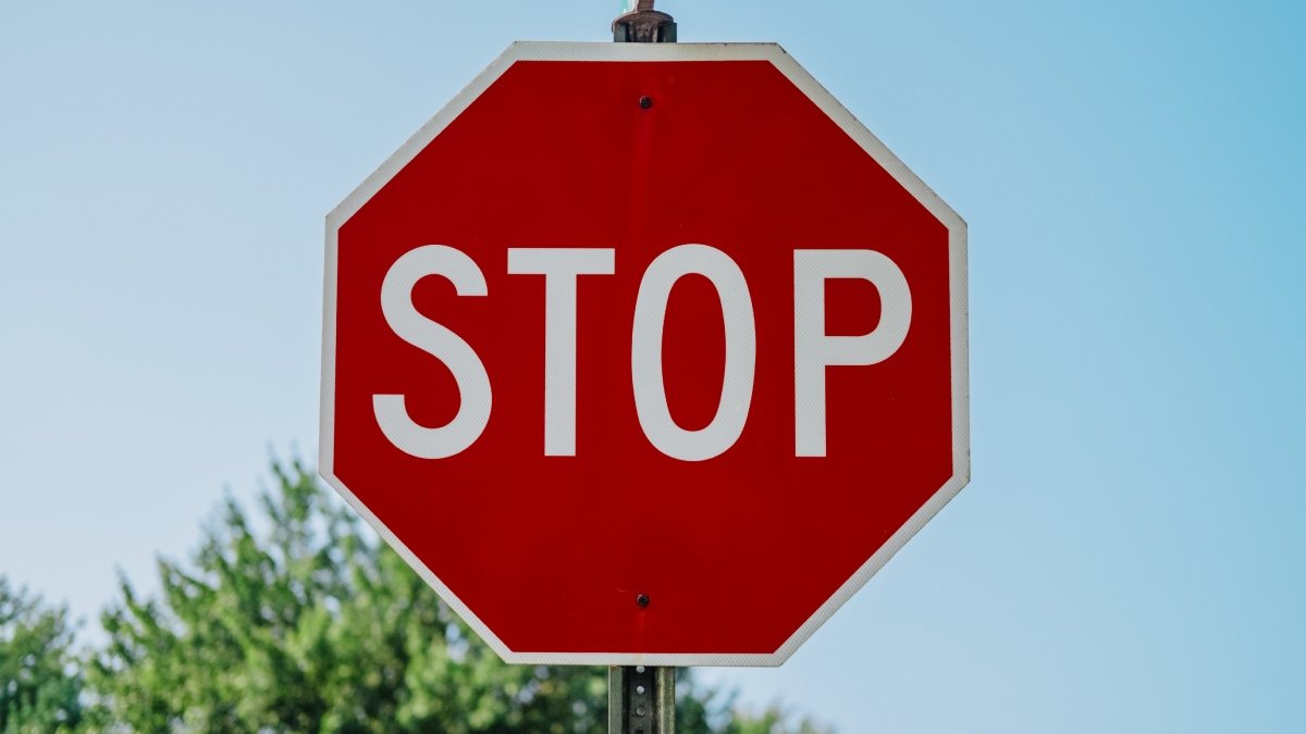 Statul a aprobat o nouă lege! Este obligatoriu pe toate șoselele din România