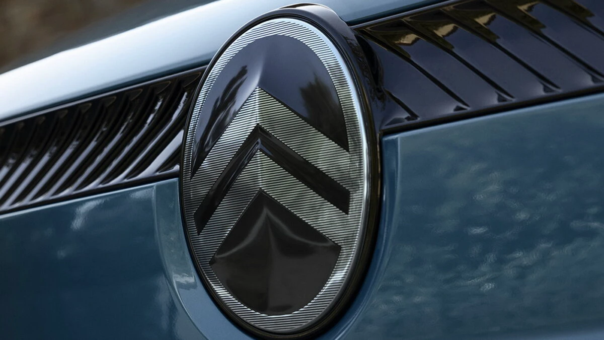 O importantă companie recheamă în service sute de mii de mașini