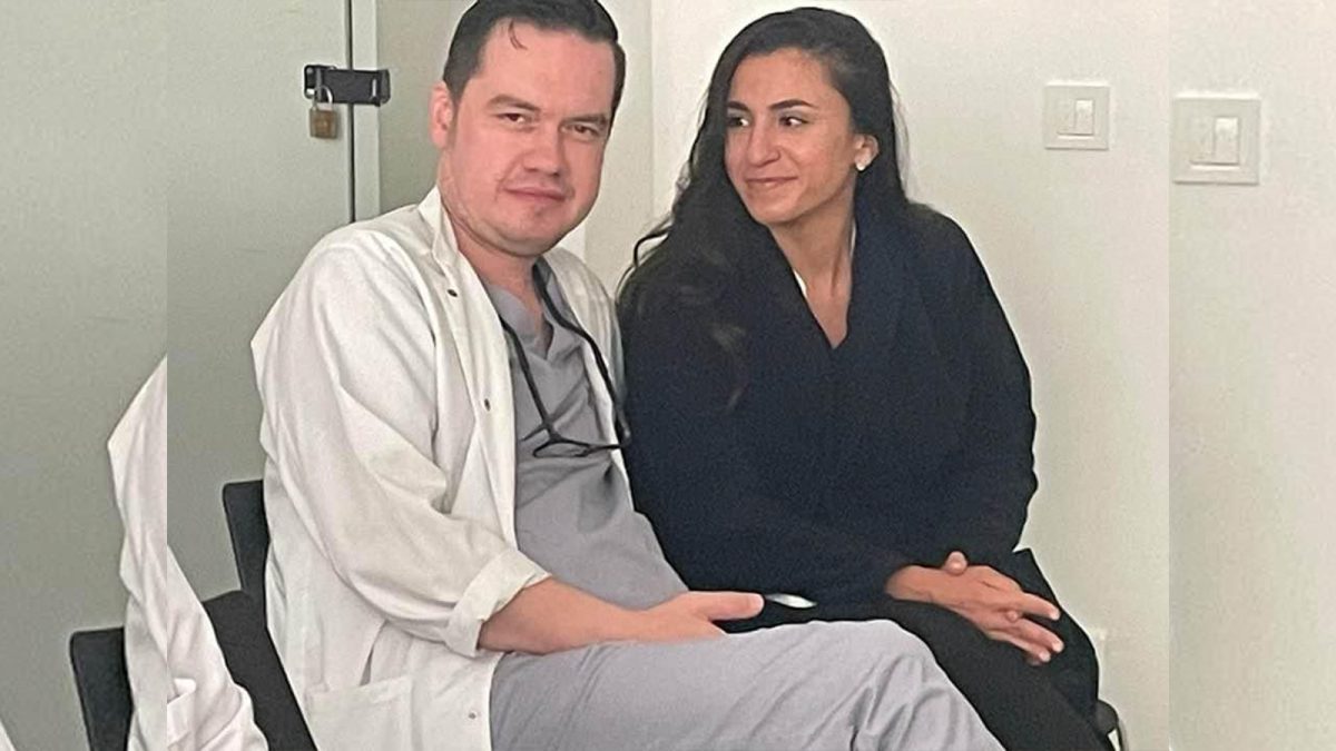 A fost nuntă VIP aseară, la Iași. Un medic chirurg s-a căsătorit cu o doctoriță de la „Sfânta Maria”. Iată cine au fost nașii și unde a avut loc petrecerea – FOTO
