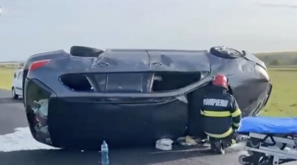Accident rutier grav pe DN22, între Tulcea și Constanța. Opt persoane au fost rănite grav, după ce două autoturisme au intrat în coliziune – FOTO