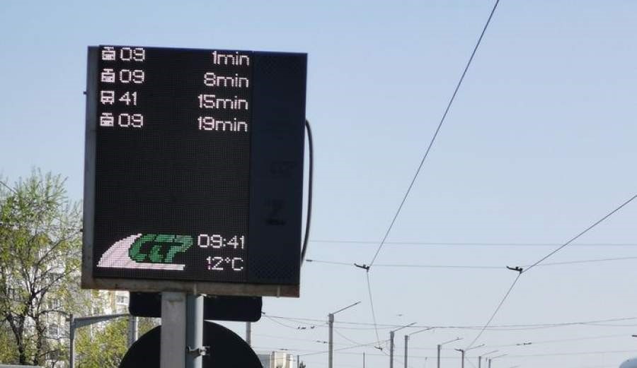 CTP Iași cumpără panouri de informare pentru stațiile din oraș. Investiția ajunge la 550 de mii de euro – FOTO