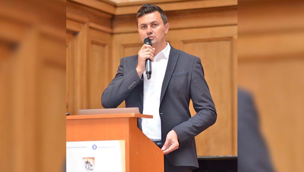 Prof. Silviu Iordache, fost director al Casei Corpului Didactic „Spiru Haret” din Iași, despre desființarea inspectoratelor școlare: „Politicienii nu vor să le desființeze pentru că le aduc voturi din teritoriu”