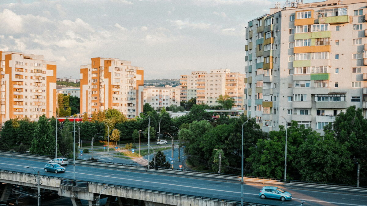 Toți proprietarii de apartamente trebuie să știe asta! Ce spune noua lege despre izolarea termică a blocurilor