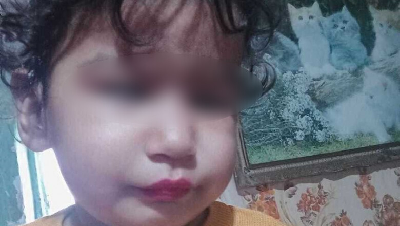Fetița de doi ani dispărută în Dolj a fost găsită într-o râpă și avea urme de violență pe corp