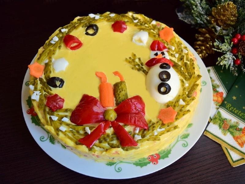 Cum să faci salată de boeuf conform rețetei originale: o rețetă clasică care îți va lăsa gura apă
