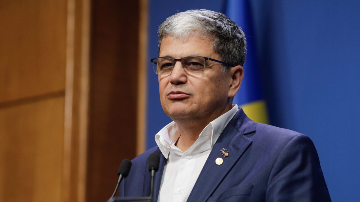 Se dau vouchere de 15.000 de lei! Ministrul Finanțelor a explicat care este procedura