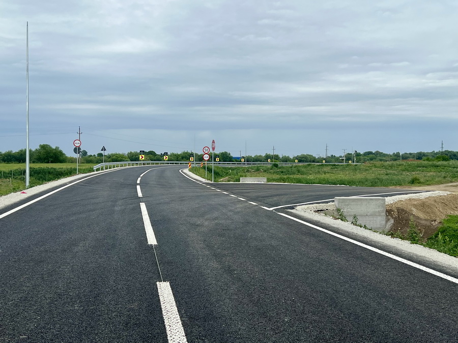 A fost inaugurată o nouă șosea de centură. Va face legătura cu o importantă autostradă din România