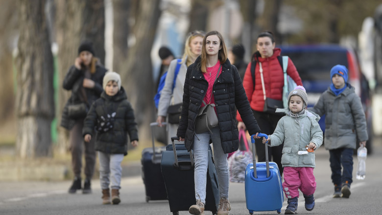 Iată câți bani încasează ucrainenii refugiați la noi în țară. Ajutoarele de sunt mult mai mici față de anul trecut