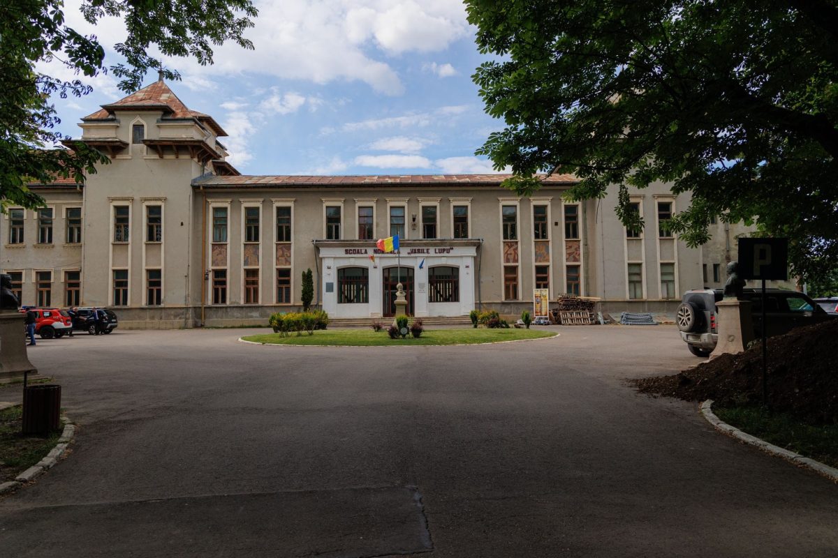 Depozit de munitie din al Doilea Război Mondial desoperit în perimetrul Colegiului Pedagogic „Vasile Lupu” Iași