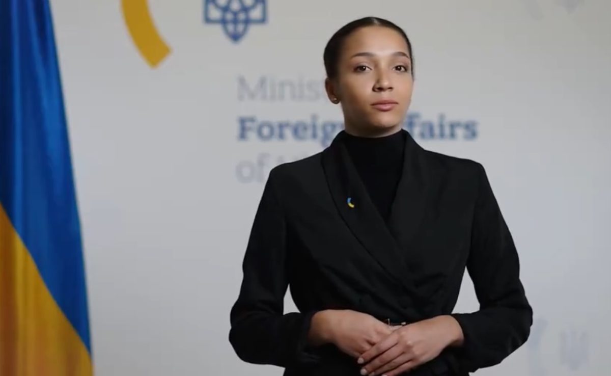 Ucraina și-a desemnat purtător de cuvânt un robot cu inteligență artificială, pe nume Victoria Şi – VIDEO
