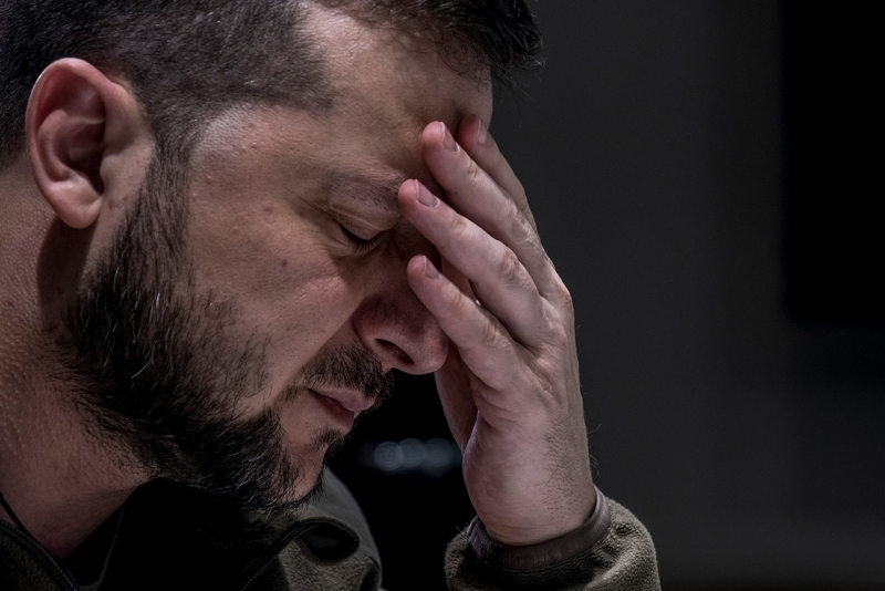 Doi colonei ucraineni au fost reținuți de SBU. Aceștia ar fi plănuit să îl asasineze pe Zelenski