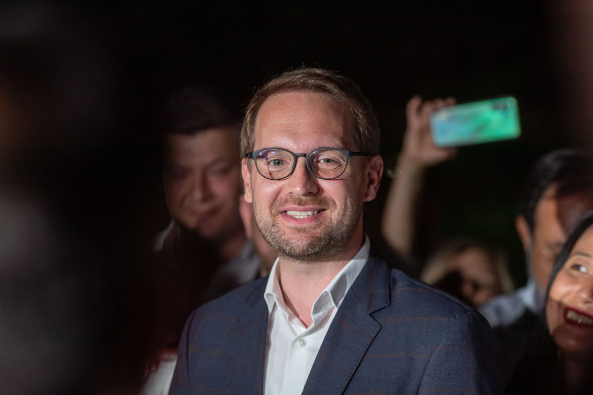 Primarul Timişoarei, despre alegerile prezidențiale. Dominic Fritz spune că Ciucă este partenerul şi dragostea politică a lui Marcel Ciolacu
