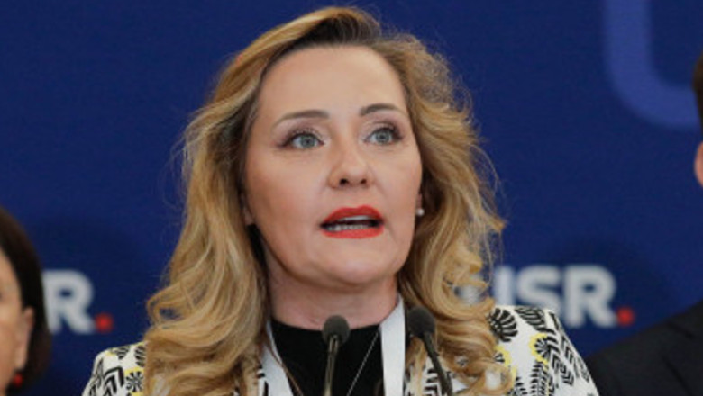 Elena Lasconi, atac dur la ÎPS Teodosie: „Este o prezenţă toxică!”