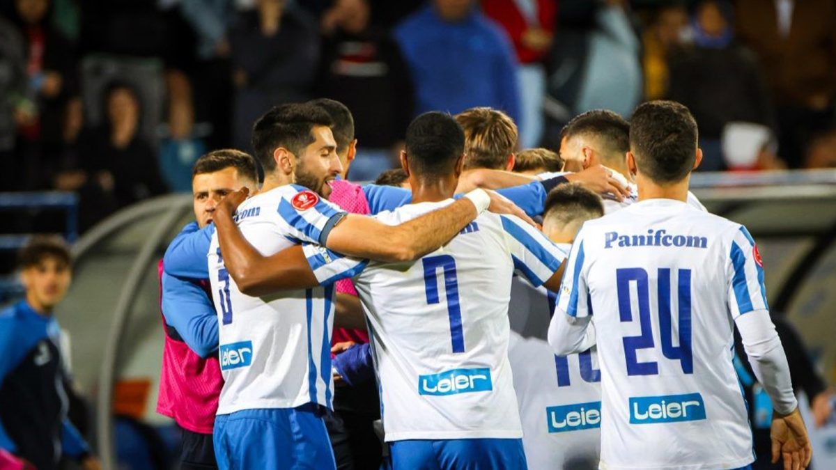 Jucătorii de la Politehnica Iași au revenit la lot. Iată care au fost marii absenți de la reunire. Tony da Silva: „Vor veni fotbaliști din Portugalia”