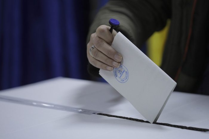 Cine poate vota cu urna mobilă la alegerile locale și europarlamentare 2024 și cum poți solicita această modalitate de vot