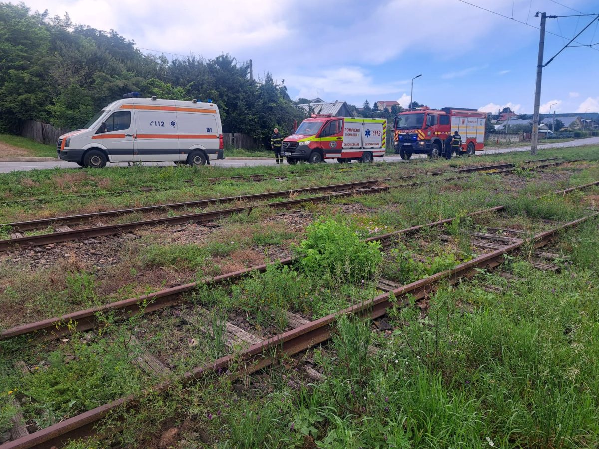 O persoană în vârstă de 80 de ani a fost lovită de tren în gara din Târgu Frumos