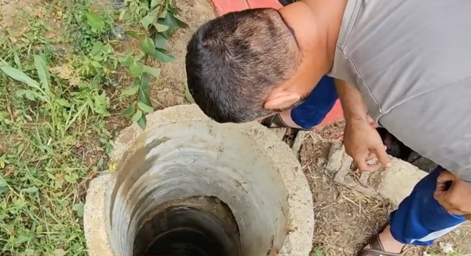 Incident la Neamț! O fetiță de șase ani a căzut într-o fântână de 20 de metri