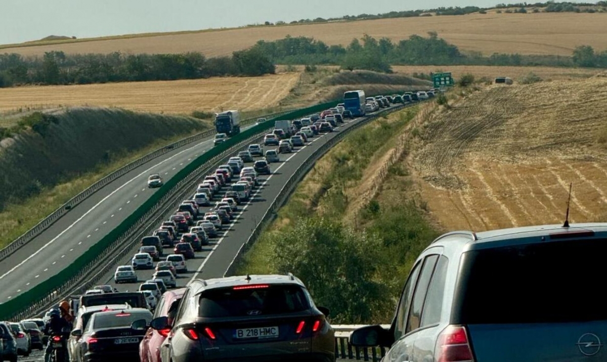 Calvar pentru românii ce se întorc din minivacanța de Rusalii: Blacaje pe drumul de pe litoral și de la munte