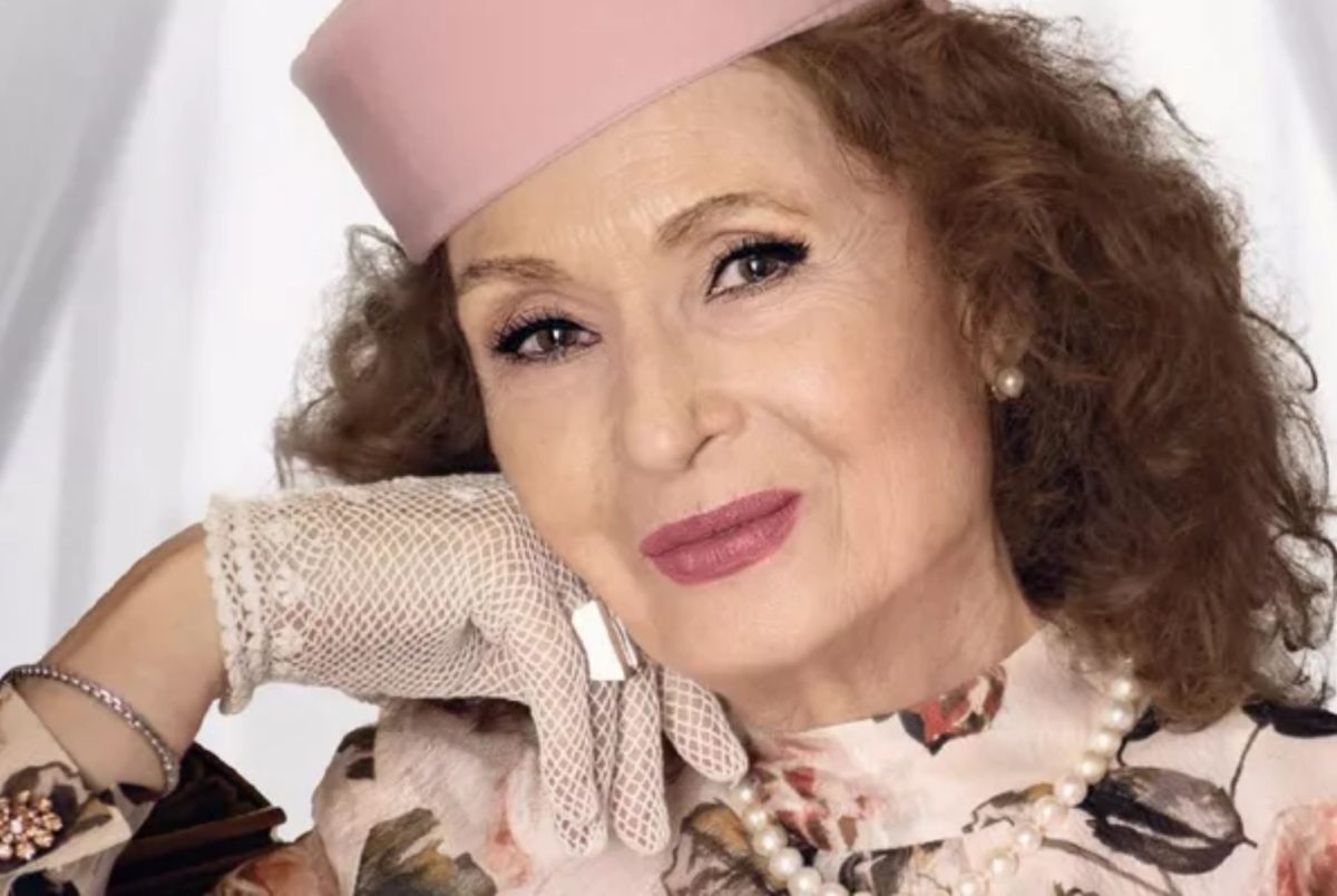 Angela Similea, apariție rară la vârsta de 77 de ani. Artista este într-o formă extraordinară
