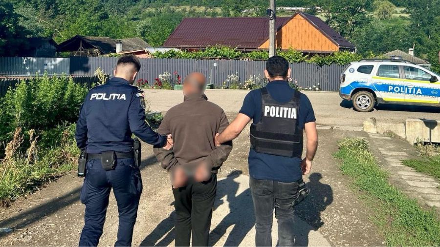 Scene desprinse din filmele cu mafioți. Cioban băgat cu picioarele în găleți cu ciment