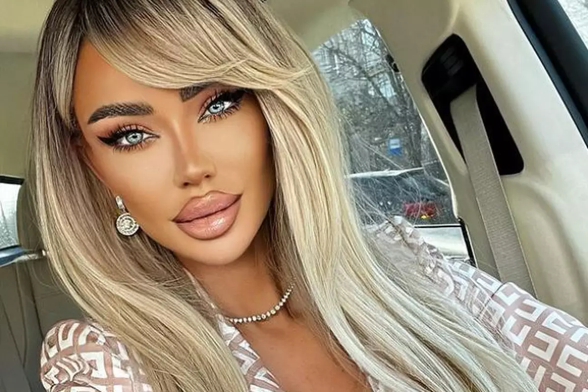 Bianca Drăgușanu i-a cerut sfatul lui Carmen Harra! Ce a dezvăluit clarvăzătoarea, la scurt timp după ce vedeta a fost văzută cu Alex Bodi